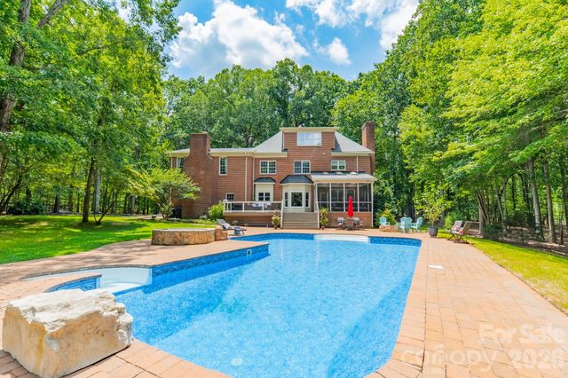 3307 Sandalwood Lane, Waxhaw, NC 28173
