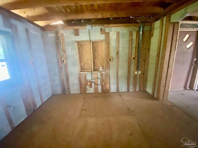 1203 N C St, Pensacola, FL 32501