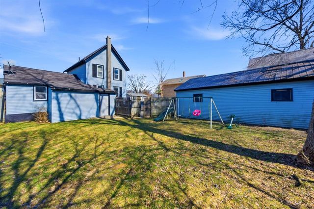 411 E Division Street, Watertown, WI 53094