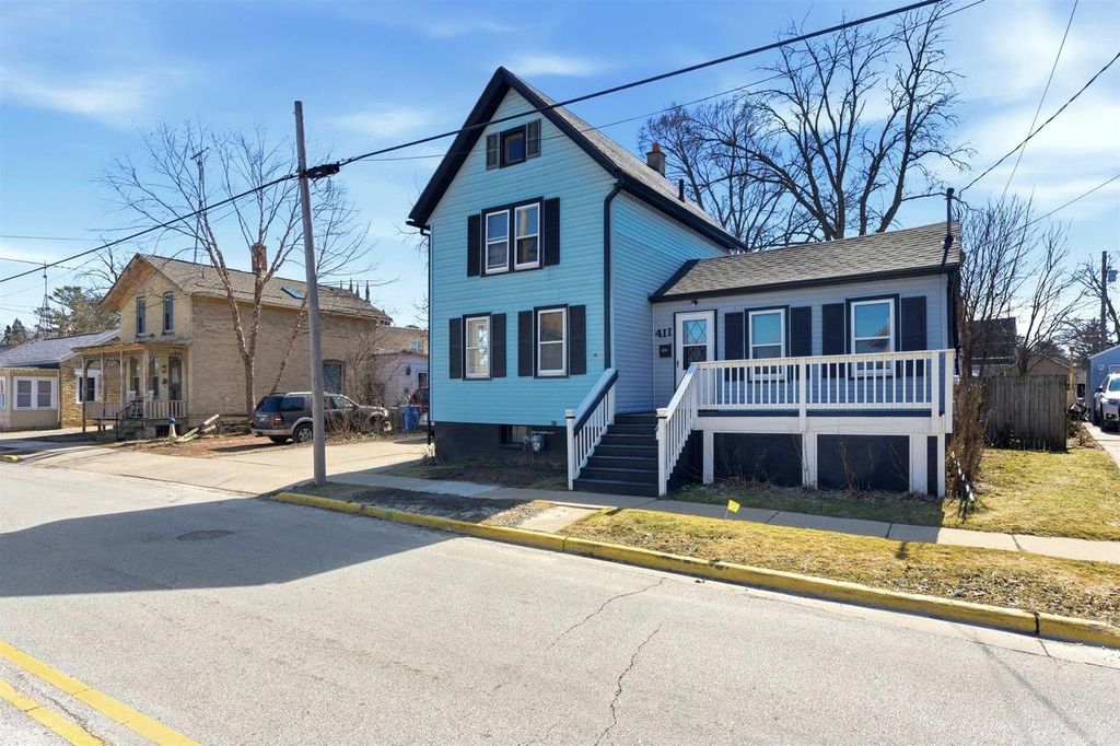 411 E Division Street, Watertown, WI 53094