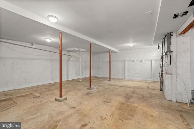 4905 DECATUR ST, Hyattsville, MD 20781