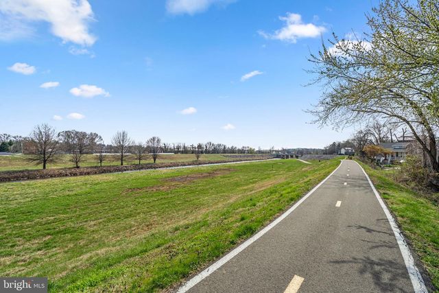 4905 DECATUR ST, Hyattsville, MD 20781