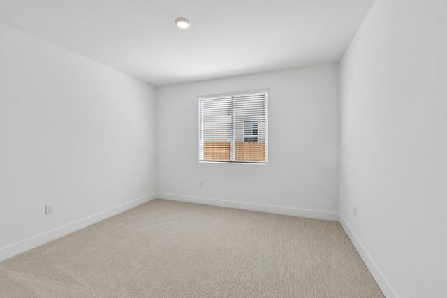 4865 Aucutt Way, Sacramento, CA 95835