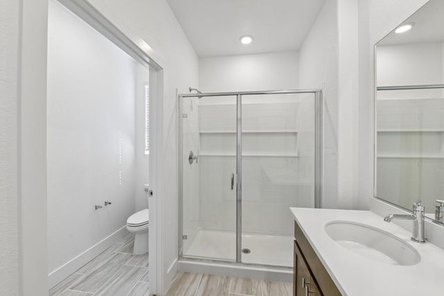 4865 Aucutt Way, Sacramento, CA 95835