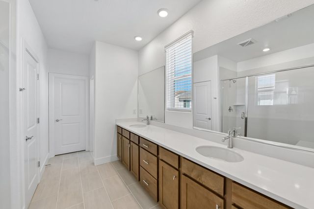 4865 Aucutt Way, Sacramento, CA 95835
