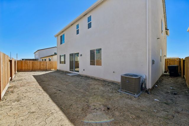 4865 Aucutt Way, Sacramento, CA 95835