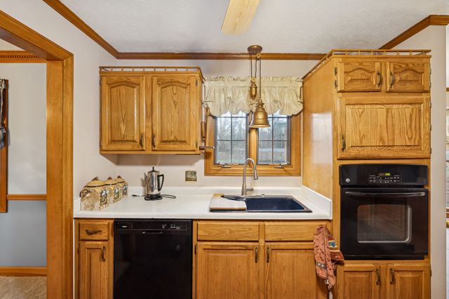 121 Kimberly Ln, Pleasant View, TN 37146