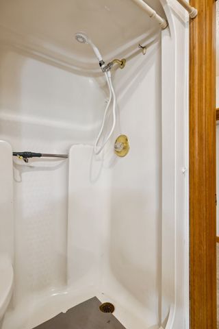 121 Kimberly Ln, Pleasant View, TN 37146