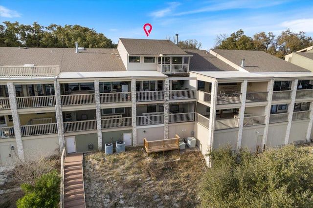 18231 Lakepoint CV, Point Venture, TX 78645
