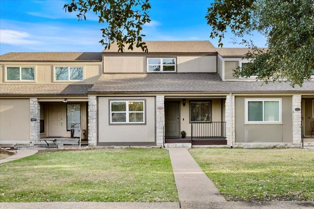 18231 Lakepoint CV, Point Venture, TX 78645