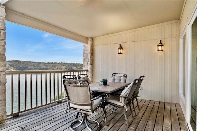 18231 Lakepoint CV, Point Venture, TX 78645