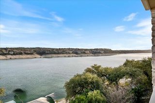 18231 Lakepoint CV, Point Venture, TX 78645