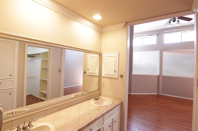 2602 Rice Boulevard, West University Place, TX 77005