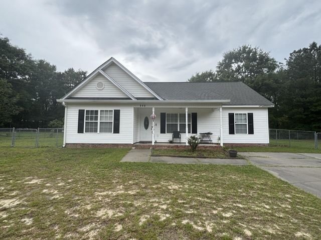 548 Eskie Dixon Road, Elgin, SC 29045