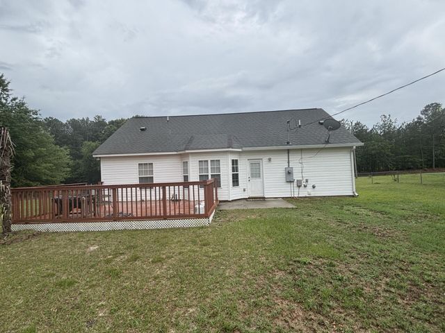 548 Eskie Dixon Road, Elgin, SC 29045