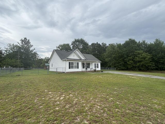 548 Eskie Dixon Road, Elgin, SC 29045