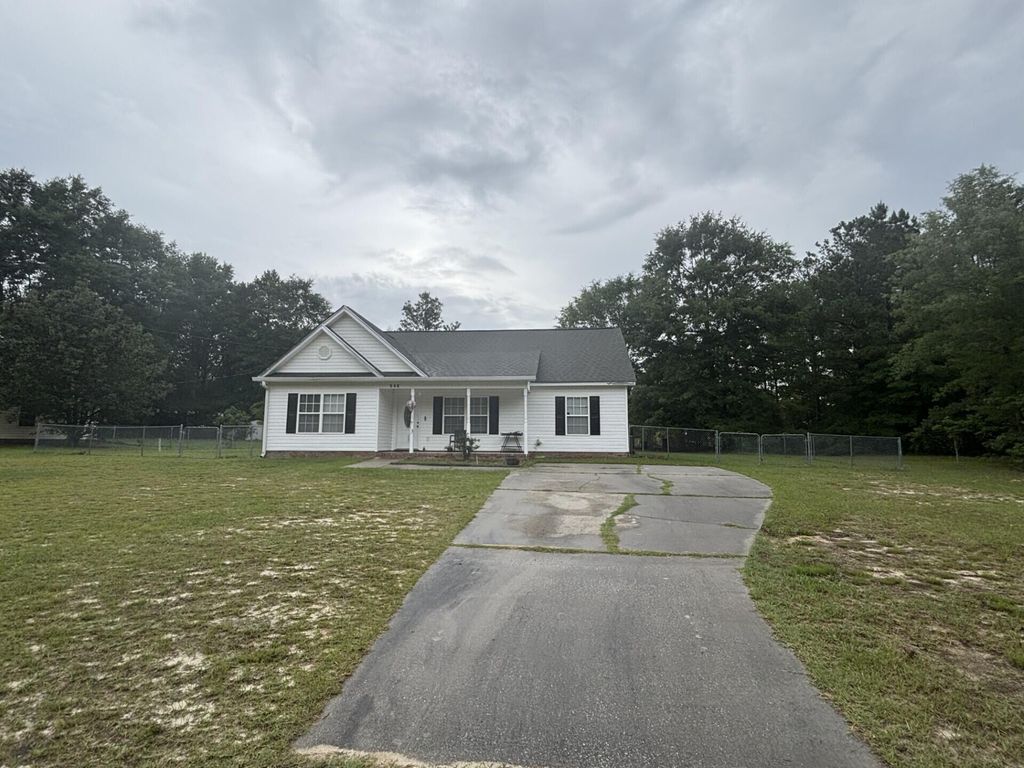 548 Eskie Dixon Road, Elgin, SC 29045