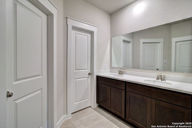 943 Cloud Sky Road, New Braunfels, TX 78130