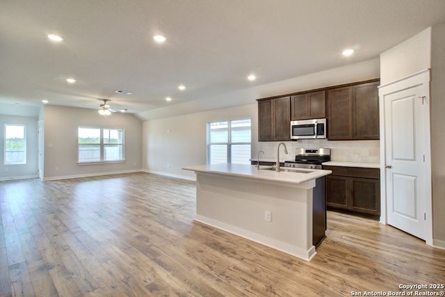 943 Cloud Sky Road, New Braunfels, TX 78130