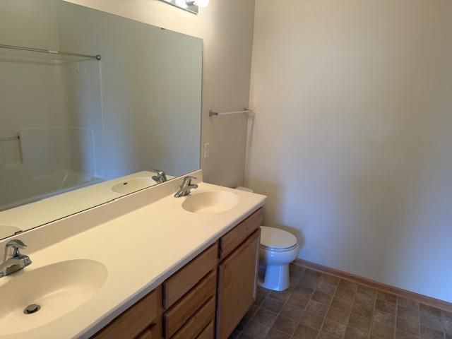 16604 72nd Court NE, Elk River, MN 55330