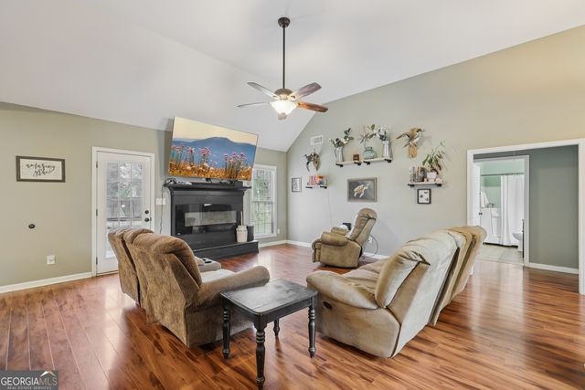 70 Mosswood Court, Newnan, GA 30265