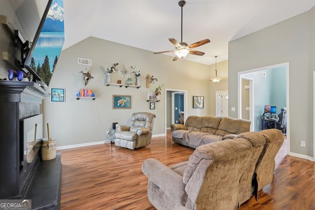 70 Mosswood Court, Newnan, GA 30265