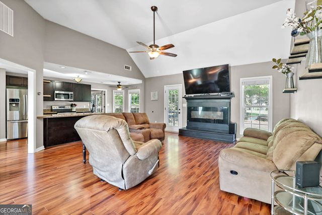 70 Mosswood Court, Newnan, GA 30265