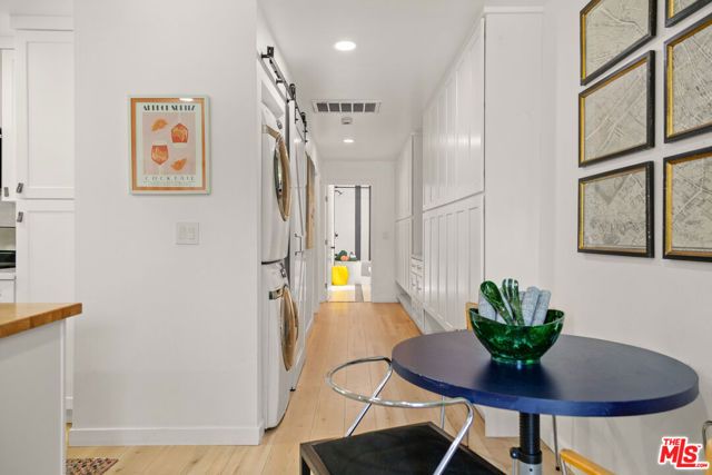 6042 Fair Avenue, North Hollywood (los Angeles), CA 91606