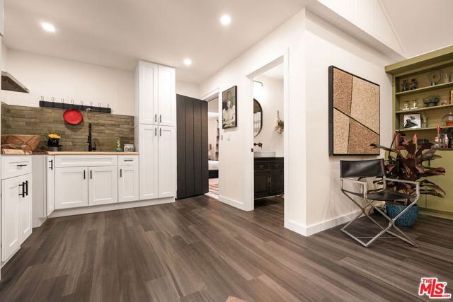 6042 Fair Avenue, North Hollywood (los Angeles), CA 91606