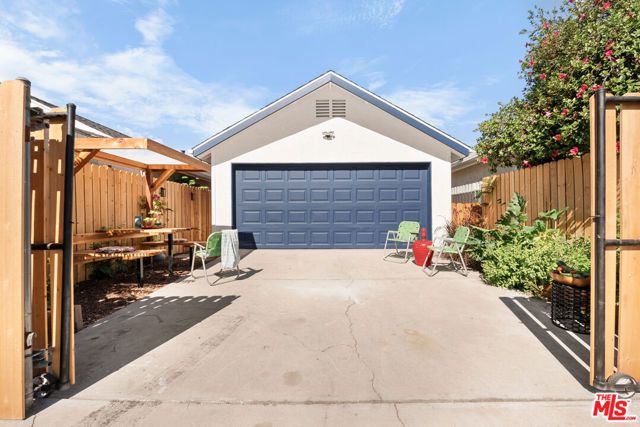 6042 Fair Avenue, North Hollywood (los Angeles), CA 91606