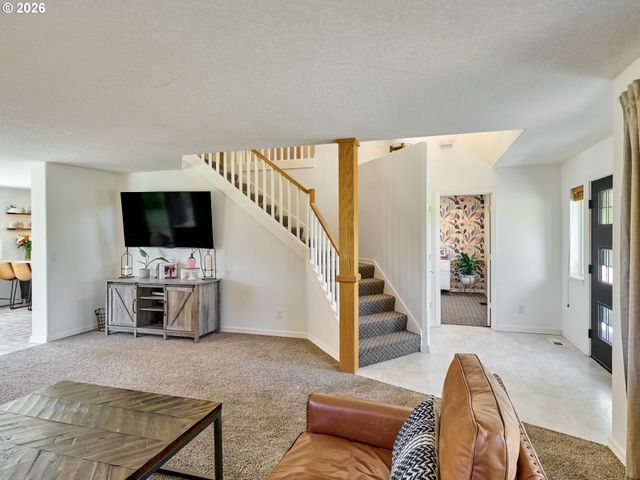30953 S WRIGHT Rd, Molalla, OR 97038