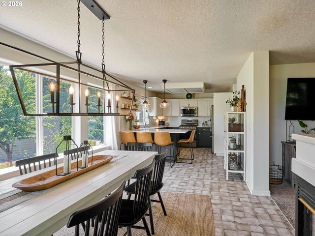 30953 S WRIGHT Rd, Molalla, OR 97038