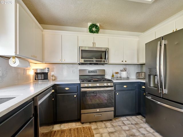 30953 S WRIGHT Rd, Molalla, OR 97038