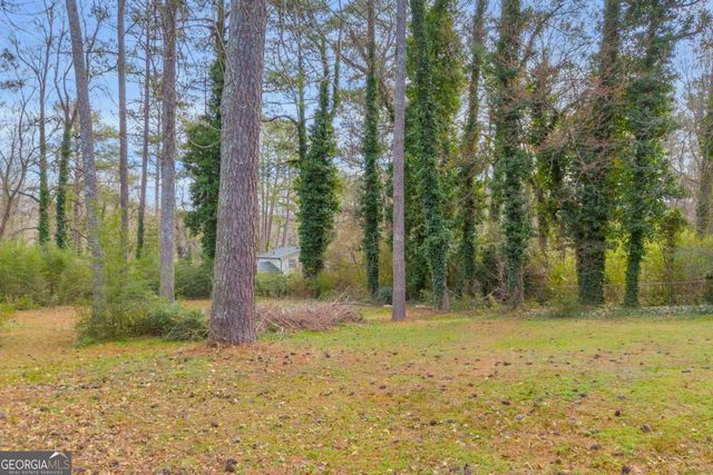 3260 Hidden Forest Drive, Snellville, GA 30078