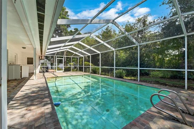 1303 BRANTWOOD DRIVE, Valrico, FL 33594