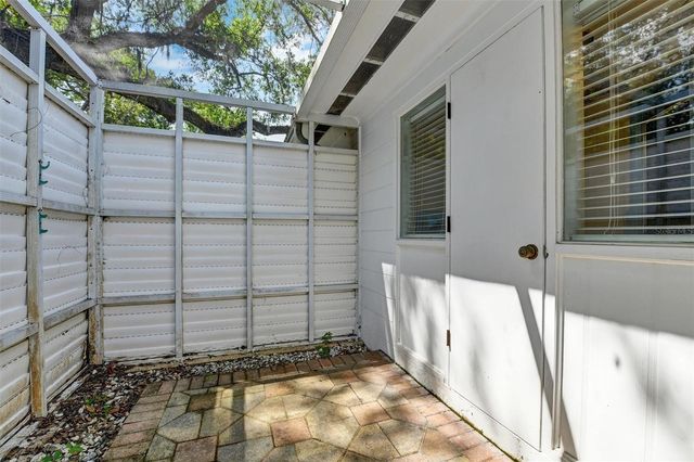 1303 BRANTWOOD DRIVE, Valrico, FL 33594