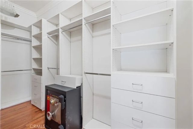 16015 Jeanne Ln, Encino, CA 91436