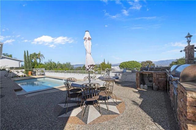 16015 Jeanne Ln, Encino, CA 91436