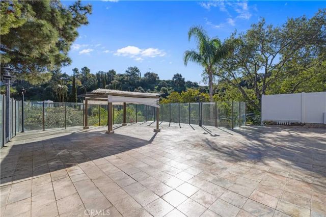 16015 Jeanne Ln, Encino, CA 91436