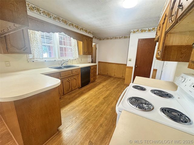 802 Schley Street, Vian, OK 74962