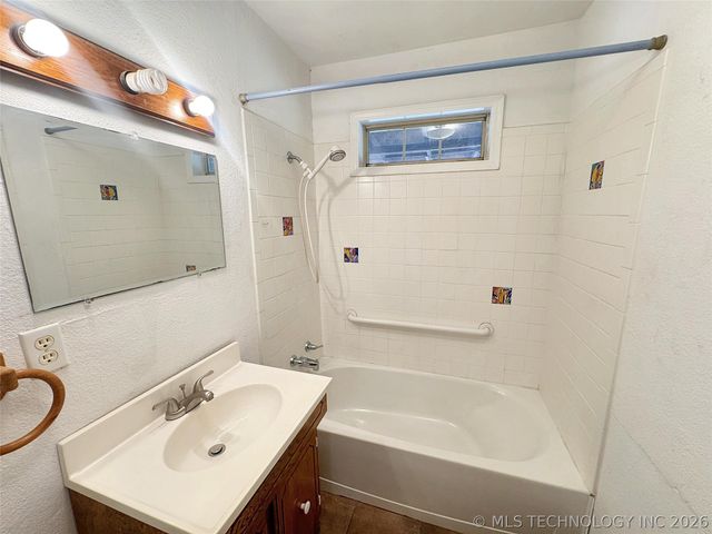 802 Schley Street, Vian, OK 74962