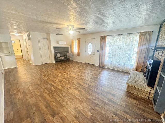802 Schley Street, Vian, OK 74962