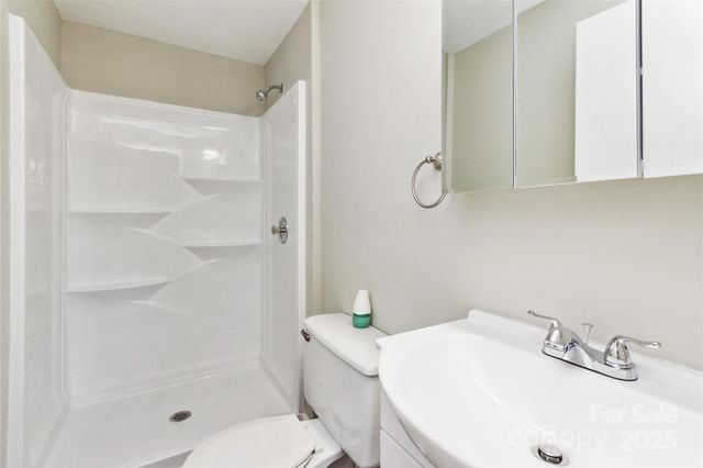 9464 Lexington Circle B, Charlotte, NC 28213