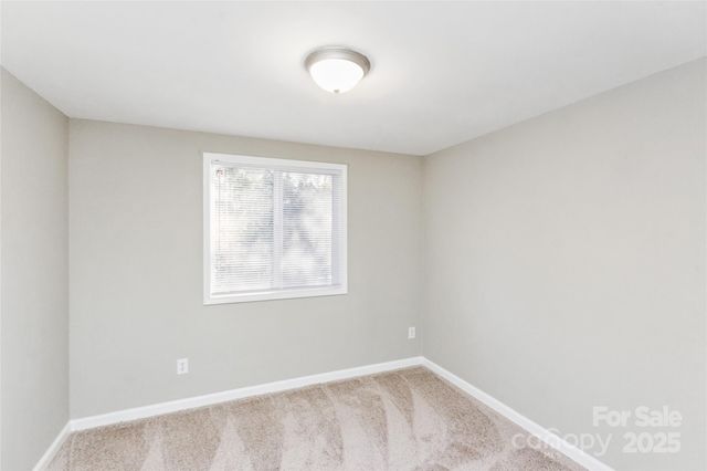 9464 Lexington Circle B, Charlotte, NC 28213