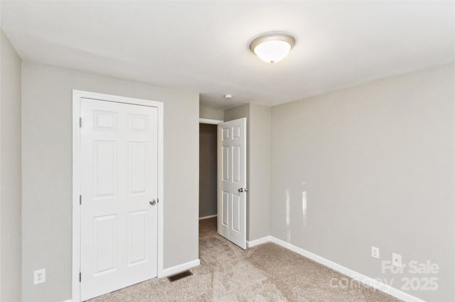 9464 Lexington Circle B, Charlotte, NC 28213