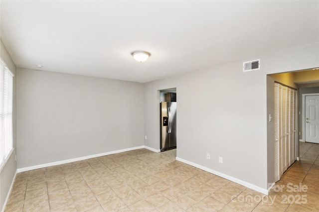 9464 Lexington Circle B, Charlotte, NC 28213