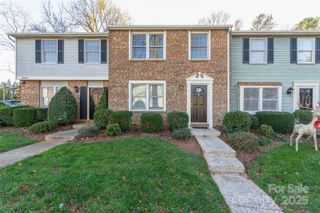 9464 Lexington Circle B, Charlotte, NC 28213
