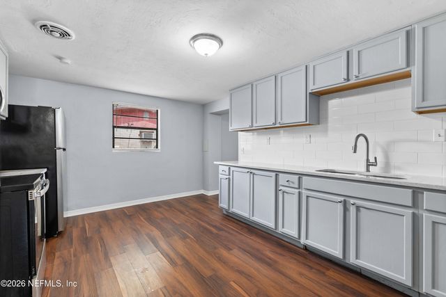 7353 ELWOOD Avenue, Jacksonville, FL 32208
