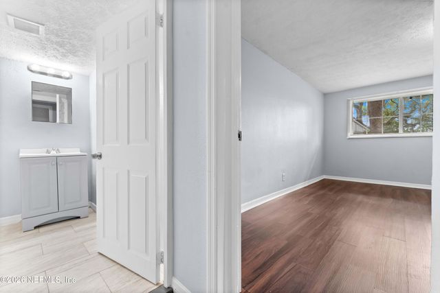 7353 ELWOOD Avenue, Jacksonville, FL 32208