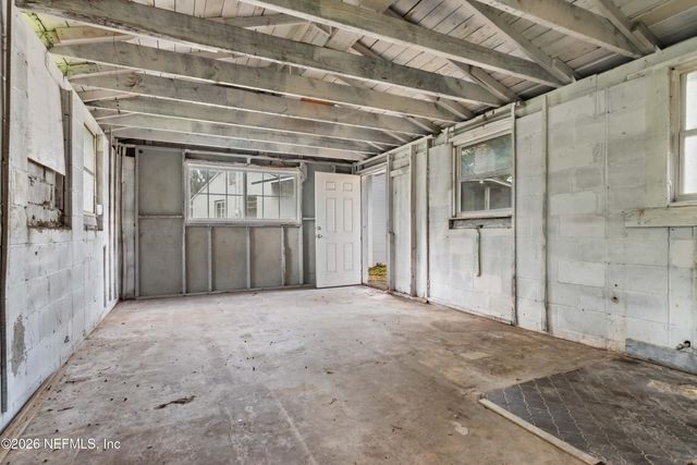 7353 ELWOOD Avenue, Jacksonville, FL 32208